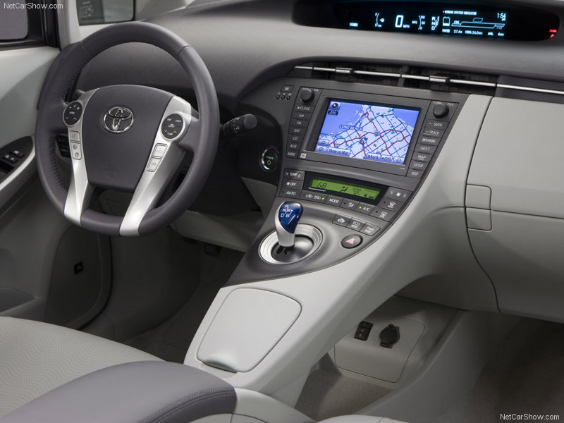 Illustration for article titled New Prius Hybrid Dashboard Photos
